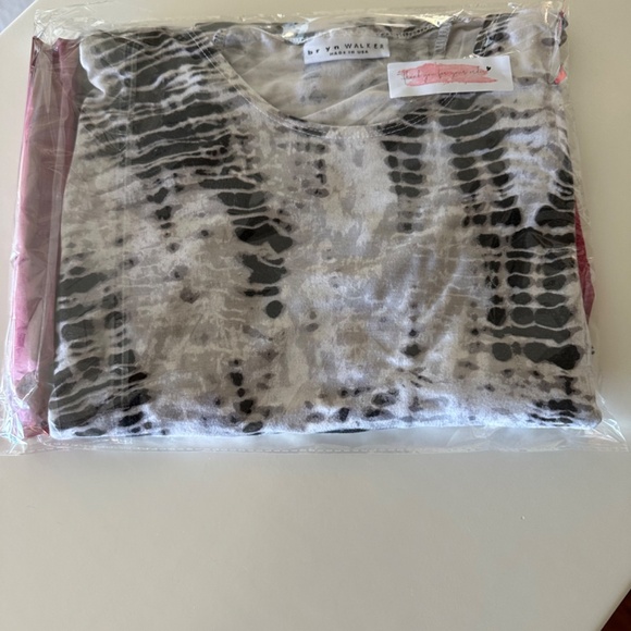 BRYN WALKER TUNIC TOP.....MARKED S BUT MEASURES L/XL....NEW CONDITION - Picture 11 of 11